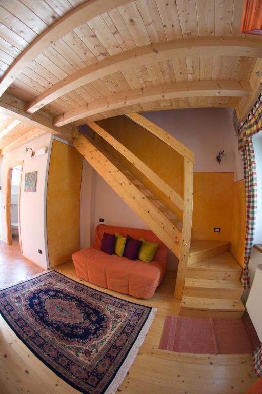 Agriturismo Revena Brentino Belluno Rum bild